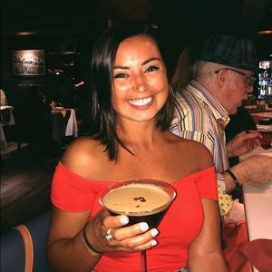 Meet your Posher, Steph